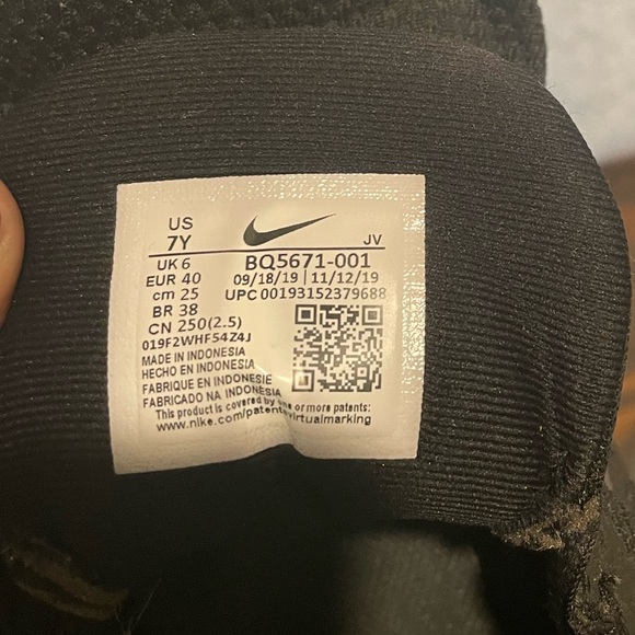 Nike Revolution 5 shoes - Picture 9 of 9